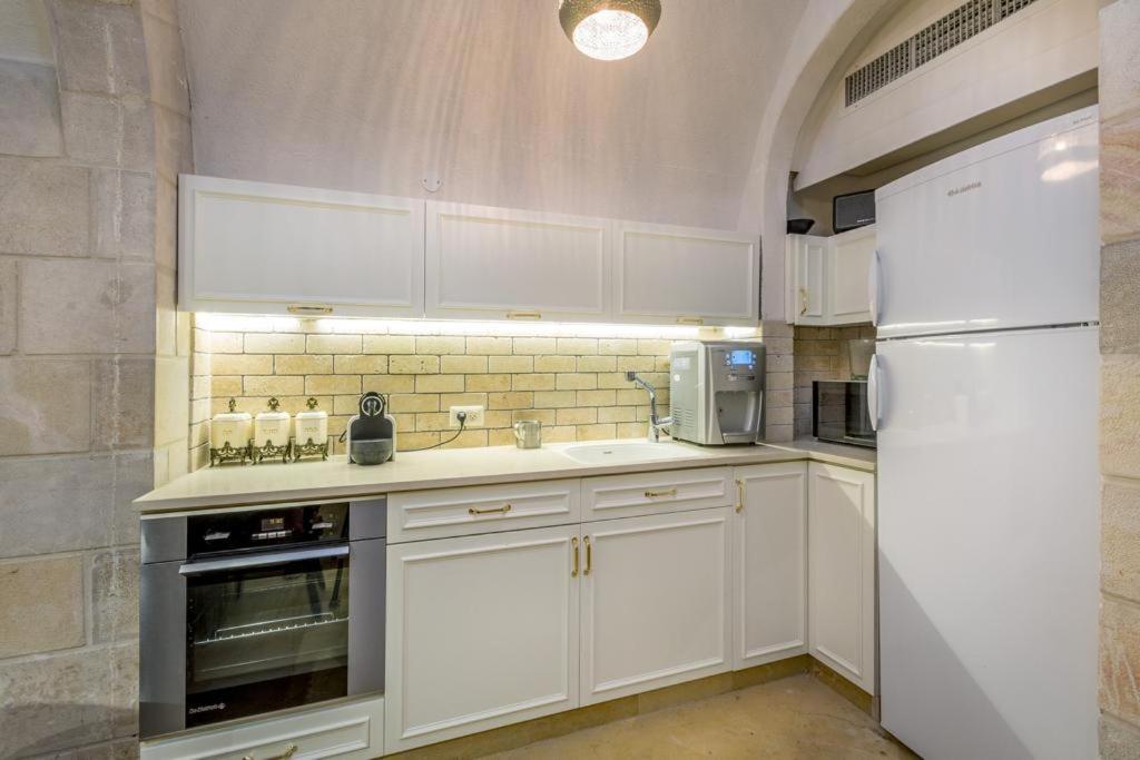 Western Wall Luxury House - Avraham エルサレム エクステリア 写真